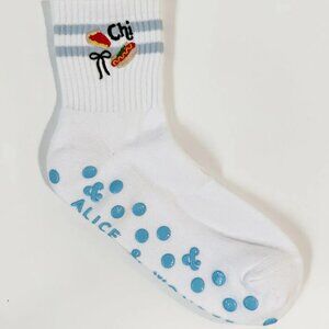 Alice & Wonder Chi Forever Crew Pilates Socks - White / Light Blue